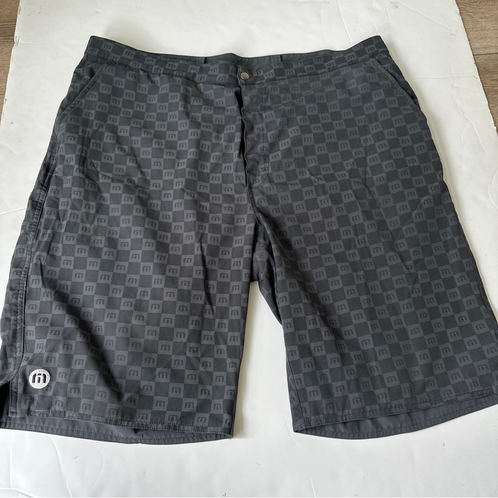 Travis Matthew Reversible Shorts - Picture 6 of 9